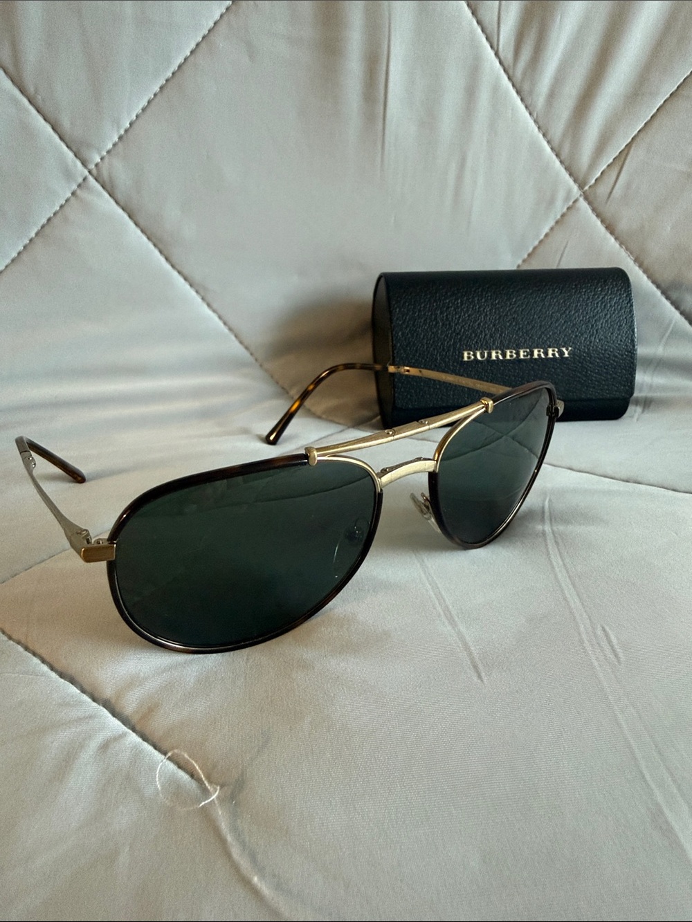 Burberry Gold Frame Black/Tortoiseshell Aviator Sunglasses